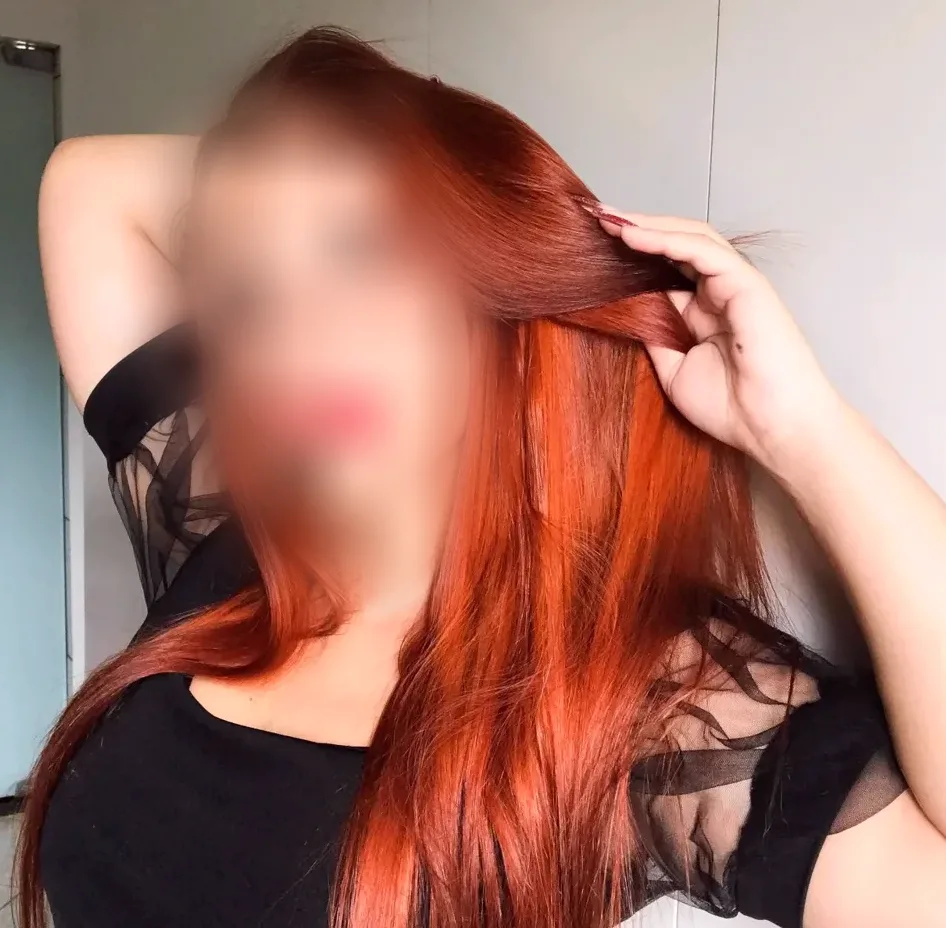 Enni, 32