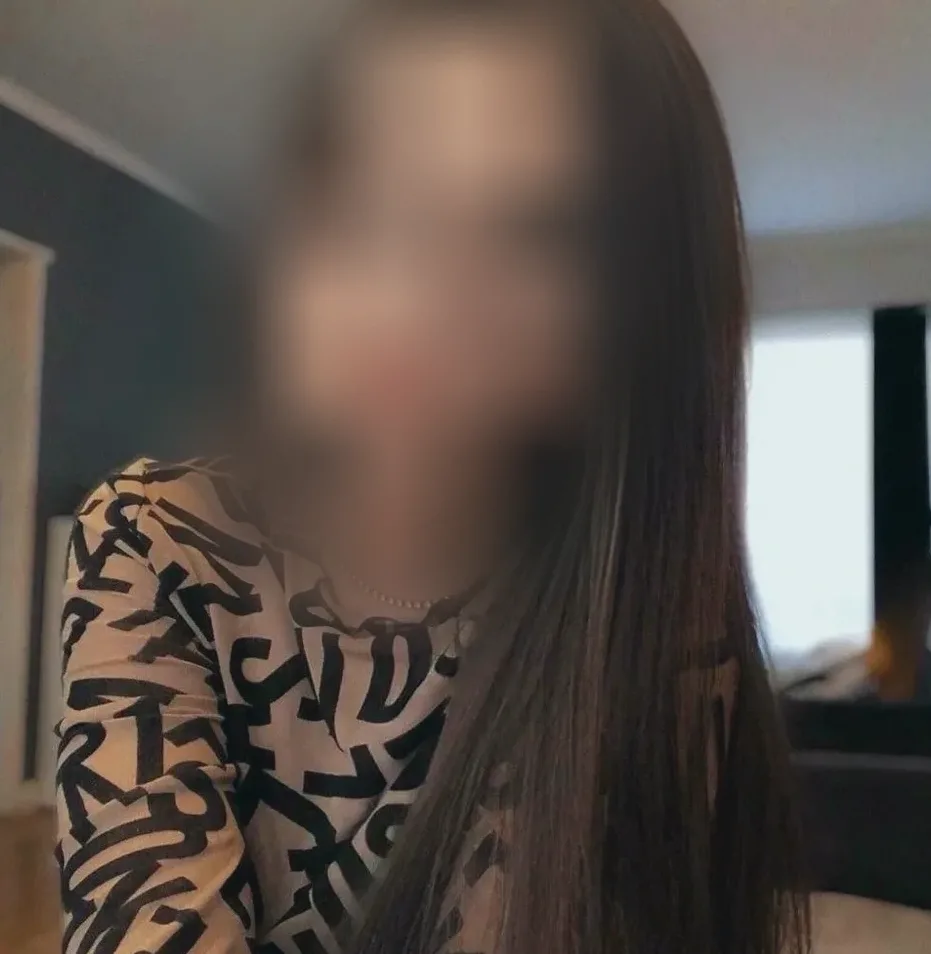 Leyla, 21